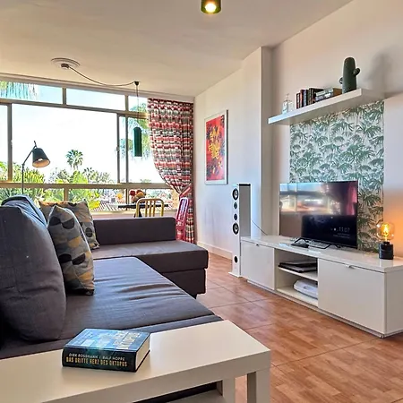 Apartment Gemütliche Retro-wohnung In Playa Del Inglés *