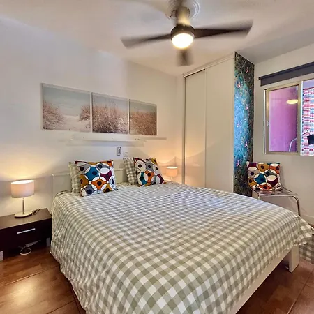 Gemütliche Retro-wohnung In Playa Del Inglés